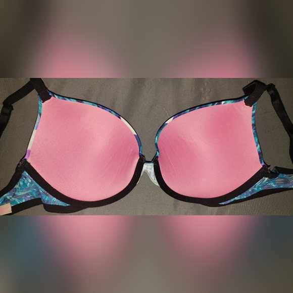 PINK bra - Picture 2 of 3